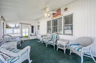 10 Flock Ln, Levittown, NY 11756 - Photo 6