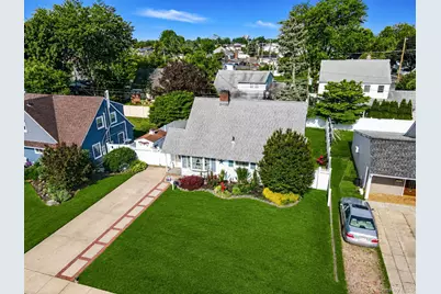 10 Flock Lane, Levittown, NY 11756 - Photo 26