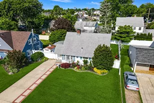 10 Flock Ln, Levittown, NY 11756 - Photo 26