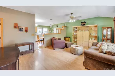 3 Megan Court, Bellport, NY 11713 - Photo 2