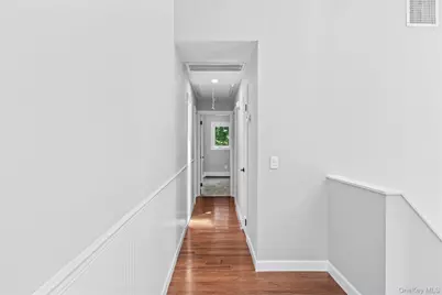 34 John Street N, Shoreham, NY 11786 - Photo 20