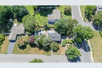 34 John Street N, Shoreham, NY 11786 - Photo 4