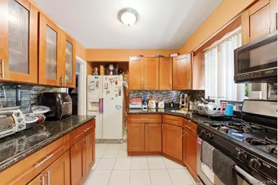 13170 221st Street, Springfield Gardens, NY 11413 - Photo 4