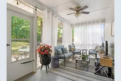 5 Santa Anna Drive, Poughkeepsie, NY 12603 - Photo 8