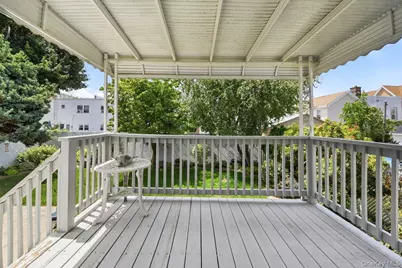 195 Graff Avenue, Bronx, NY 10465 - Photo 24