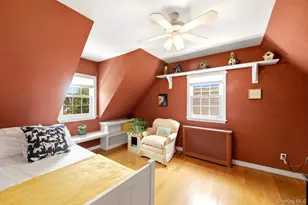 195 Graff Ave, Bronx, NY 10465 - Photo 14