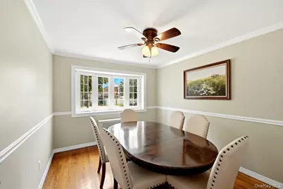 195 Graff Avenue, Bronx, NY 10465 - Photo 10