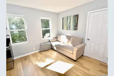980 Thomas Avenue, Baldwin, NY 11510 - Photo 2