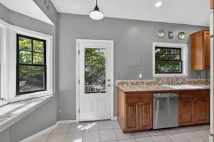 708 Kossuth Pl, Peekskill, NY 10566 - Photo 12