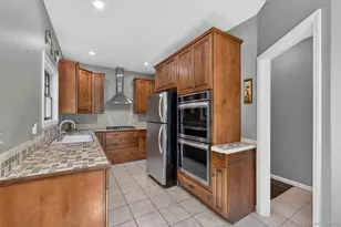 708 Kossuth Pl, Peekskill, NY 10566 - Photo 16