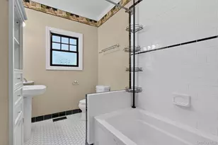 708 Kossuth Pl, Peekskill, NY 10566 - Photo 24
