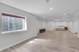 35 Winter Pl, East Northport, NY 11731 - Photo 16