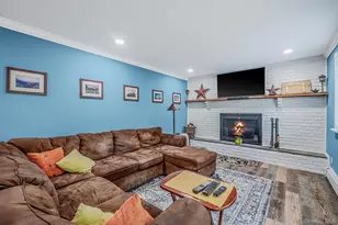 28 Artist Lake Blvd, Middle Island, NY 11953 - Photo 16