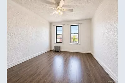 700 Oakland Place #3A, Bronx, NY 10457 - Photo 2