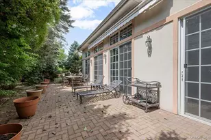 283 Altessa Blvd, Melville, NY 11747 - Photo 22