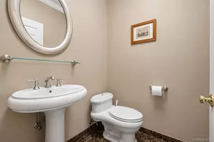 283 Altessa Blvd, Melville, NY 11747 - Photo 12