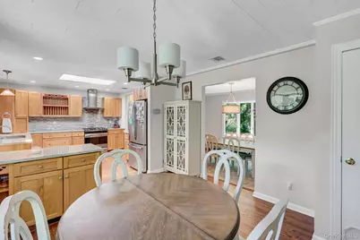 201 Miller Place Road, Miller Place, NY 11764 - Photo 10