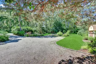 201 Miller Place Rd, Miller Place, NY 11764 - Photo 34