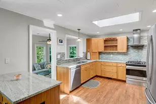 201 Miller Place Rd, Miller Place, NY 11764 - Photo 8