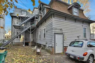 60 Noxon St, Poughkeepsie, NY 12601 - Photo 2