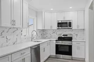 4146 New York Ave, Island Park, NY 11558 - Photo 4