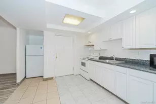 490 Clove Rd, New York, NY 10310 - Photo 6