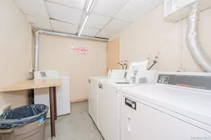 490 Clove Rd, New York, NY 10310 - Photo 14
