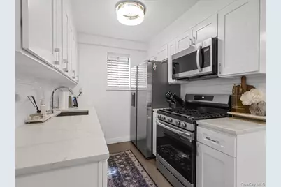 120-03 9th Avenue, College Point, NY 11356 - Photo 6