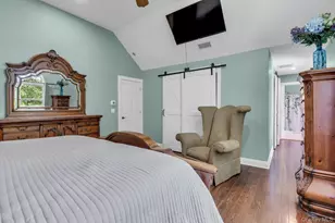 52 Elmhurst Ave, Medford, NY 11763 - Photo 24