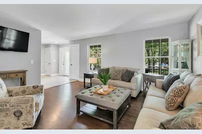 52 Elmhurst Avenue, Medford, NY 11763 - Photo 8
