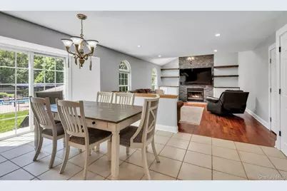 52 Elmhurst Avenue, Medford, NY 11763 - Photo 18