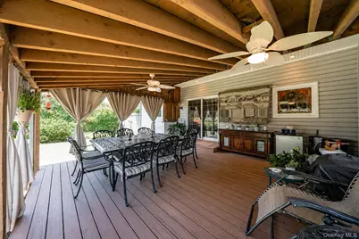 3720 Farmedge Court, Bethpage, NY 11714 - Photo 22