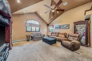 3720 Farmedge Ct, Bethpage, NY 11714 - Photo 10
