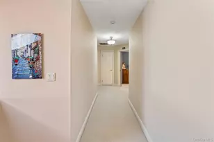 8 Deanna Ct, Dix Hills, NY 11746 - Photo 24