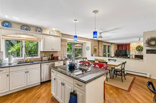 8 Deanna Ct, Dix Hills, NY 11746 - Photo 16