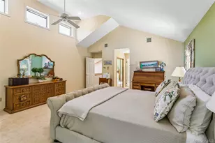 8 Deanna Ct, Dix Hills, NY 11746 - Photo 22