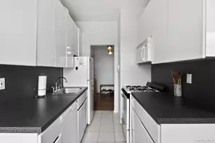 117-14 Union Tpke, Kew Gardens, NY 11415 - Photo 12
