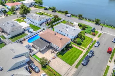 165 Elaine Drive, Oceanside, NY 11572 - Photo 44