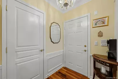 32 N De Baun Avenue #202, Suffern, NY 10901 - Photo 6