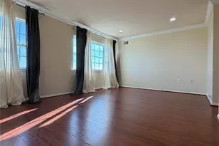 291 Surf Dr, Bronx, NY 10473 - Photo 26