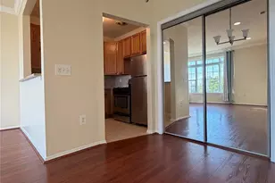 291 Surf Dr, Bronx, NY 10473 - Photo 6