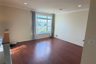 291 Surf Dr, Bronx, NY 10473 - Photo 2