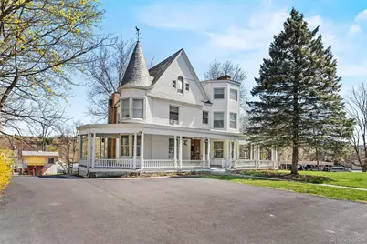 43 Oakland Avenue #3, Warwick, NY 10990 - Photo 2