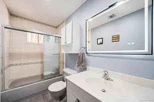 34 Leeds Blvd, Farmingville, NY 11738 - Photo 32