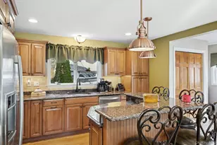 790 Peconic Bay Blvd, Jamesport, NY 11901 - Photo 10