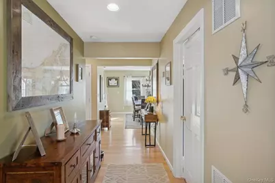790 Peconic Bay Boulevard, Jamesport, NY 11901 - Photo 12