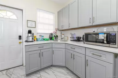 104-21 Lefferts Boulevard, Richmond Hill, NY 11419 - Photo 10