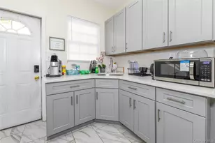 104-21 Lefferts Blvd, Richmond Hill, NY 11419 - Photo 10