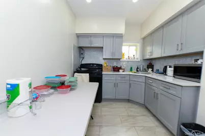 104-21 Lefferts Boulevard, Richmond Hill, NY 11419 - Photo 22