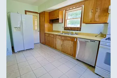 4 Lincoln Street, Middletown, NY 10940 - Photo 8